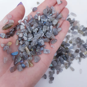 Labradorite crystal chips 100g