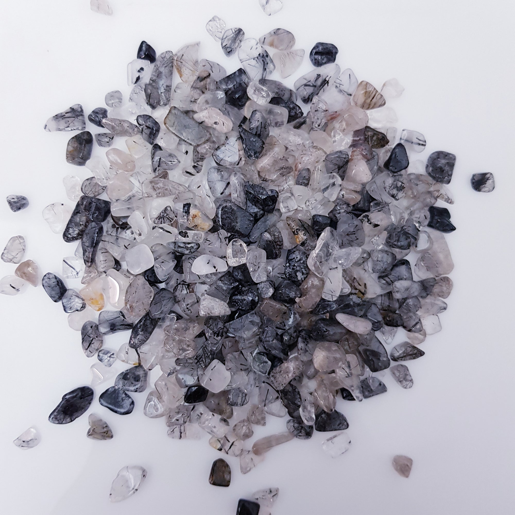 Tourmilated quartz chips 100g